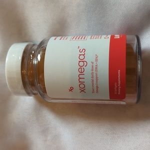 Love Wellness xomegas